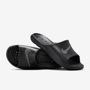 NIKE VICTORI ONE